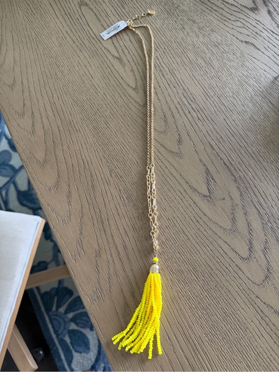 Lilly Pulitzer Jewelry - Lilly Pulitzer yellow tassle necklace